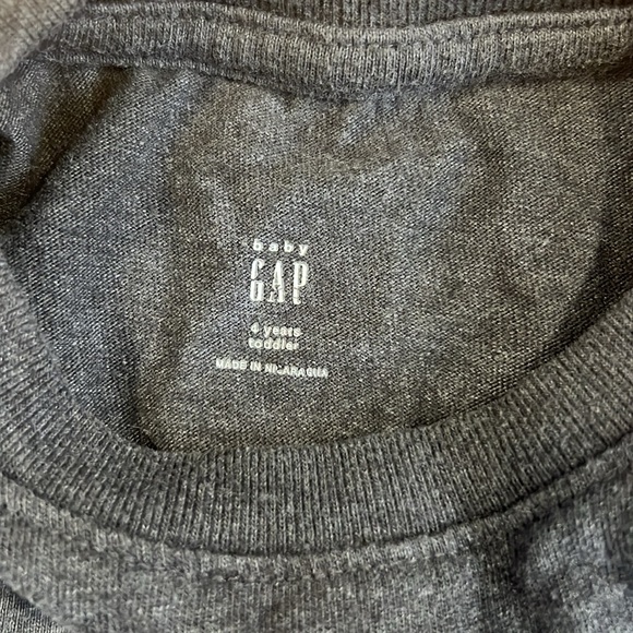 Lot of Two Gap Pocket Tees. Dark Gray and Light Blue - Picture 4 of 14